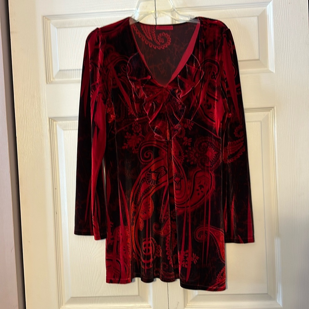 Black and red soft longer top. Feels like a light velour.
